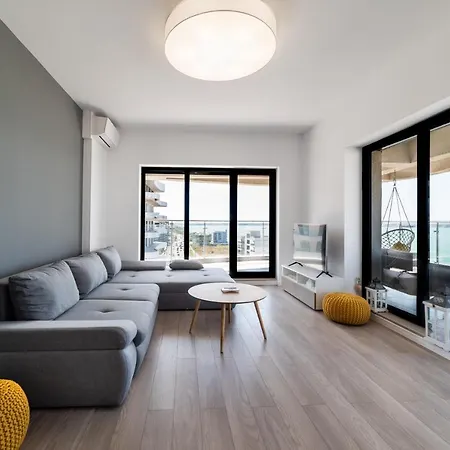 Seaside By Casa Del Mar Mamaja